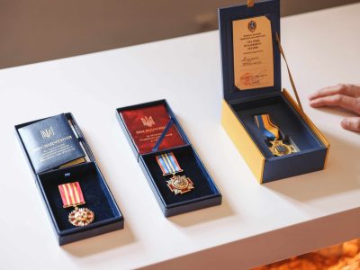 Andrius Tapinas Medaliai Ukraina Istoriju Namai 2 400x300